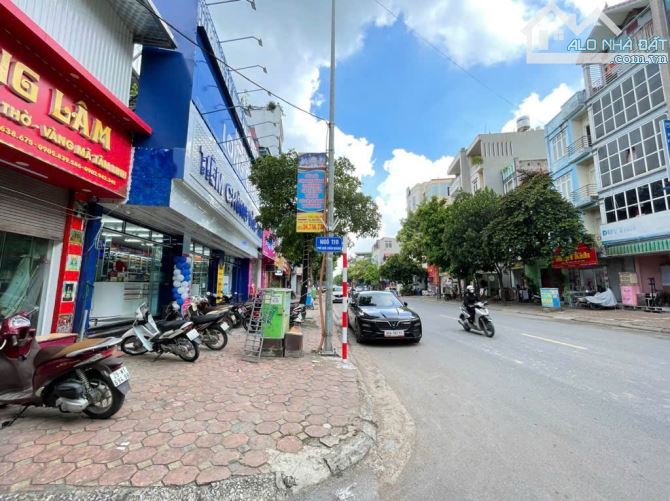 BÁN ĐẤT TRÂU QUỲ – PHÂN LÔ VIỆN RAU QUẢ – MẶT TRỤC KINH DOANH – XE TẢI TRÁNH – VỈA HÈ 4M