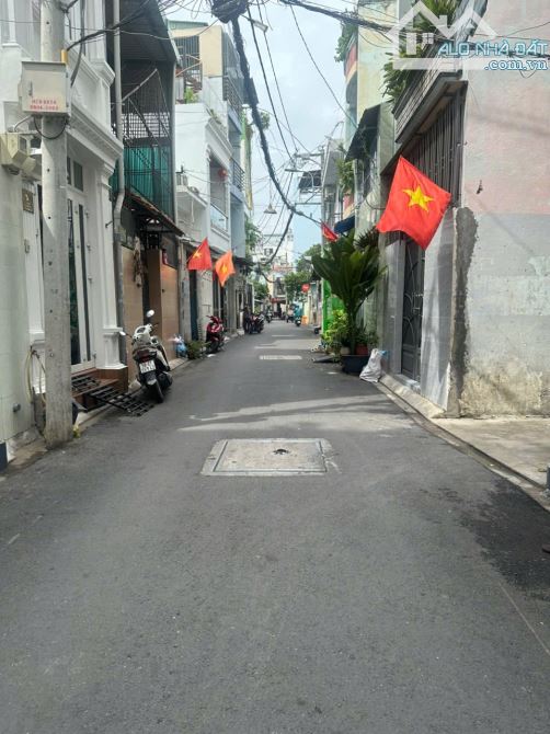 Chỉ 7tỷ6 đã có nhà to hẻm đẹp ngang 4m2 cạnh Nguyễn Thái Sơn 4tầng 200m2 nở hậu