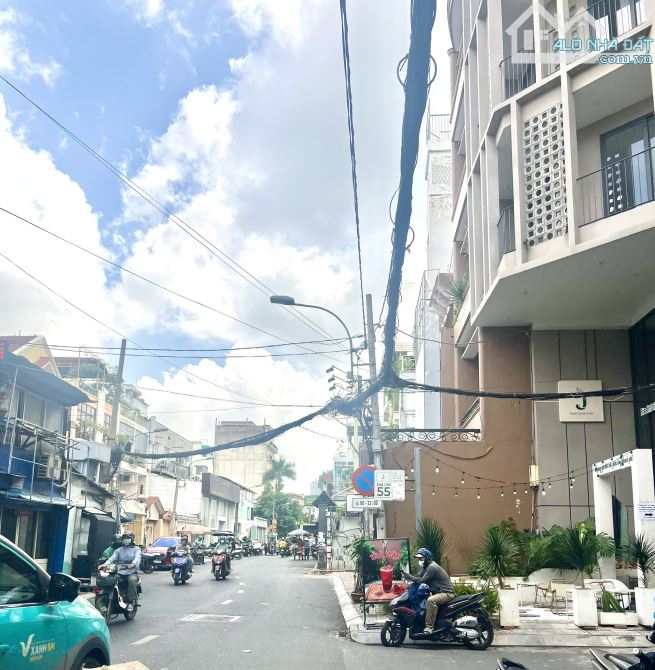 Bán nhà Trần Quang Diệu, Quận 3, 5 Tầng,47m2, hẻm thông, gần MT, khu dân trí, 9.45 Tỷ