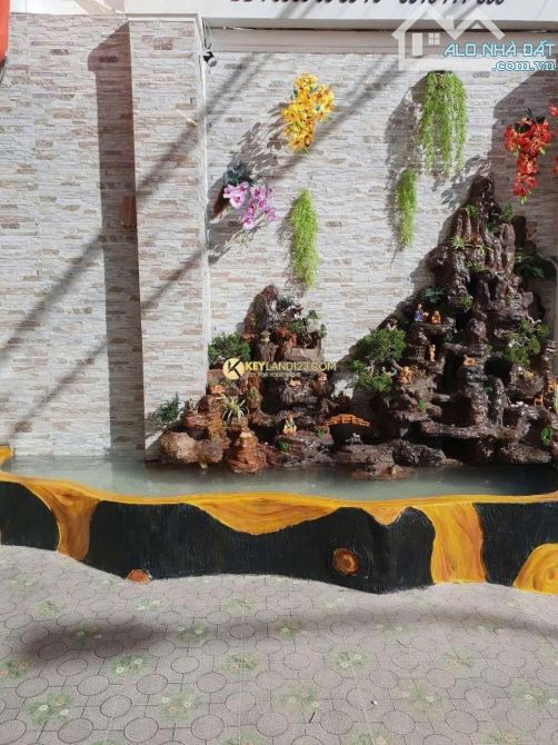 Khách Khách - Mặt tiền - 5 tầng - 22 phòng - Sổ riêng - đường Lý Tự Trọng, GIÁ 32 TỶ