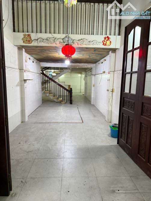 Nhà diện tích khủng 73.8m2 sát MT Tùng Thiện Vương P12Q8. Giá 7,38 tỷ TL