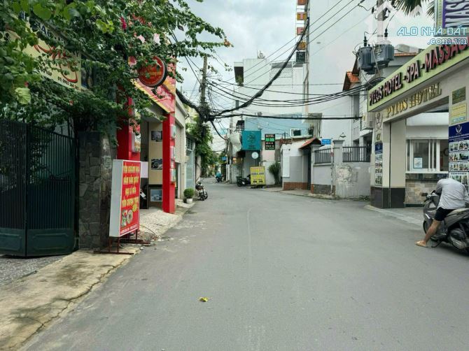Ngộp Bank Giảm 4 Tỷ Nhà MT Ngay Quang Trung Q. Gò Vấp- 4,3x28 NH12m- Giá 20 tỷ về 16 tỷ