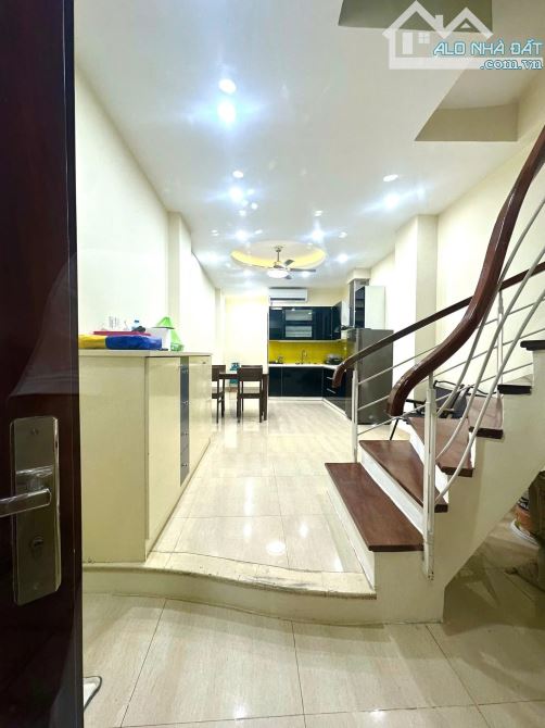 BÁN NHÀ ĐẶNG THAI MAI TÂY HỒ - 30M 6T MT 3.4M - HƠN 7 TỶ SĐCC CÁCH OTO 3 NHÀ GẦN HỒ TÂY