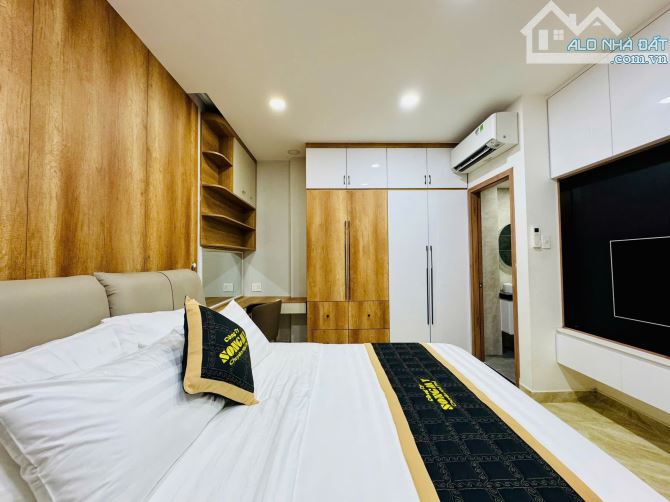 Biệt Thự Mini Bạch Đằng - Tân Bình - 6x20m vuông - 3 Tầng - Giá 20.8 Tỷ.