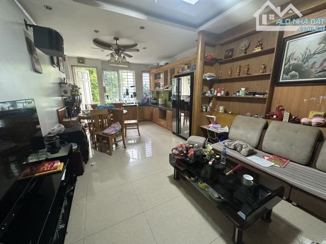 Bán nhà N001 - LK26 khu Dịch Vụ Cây Quýt Văn Khê Hà Đông 8 tầng thang máy 18.4 tỷ