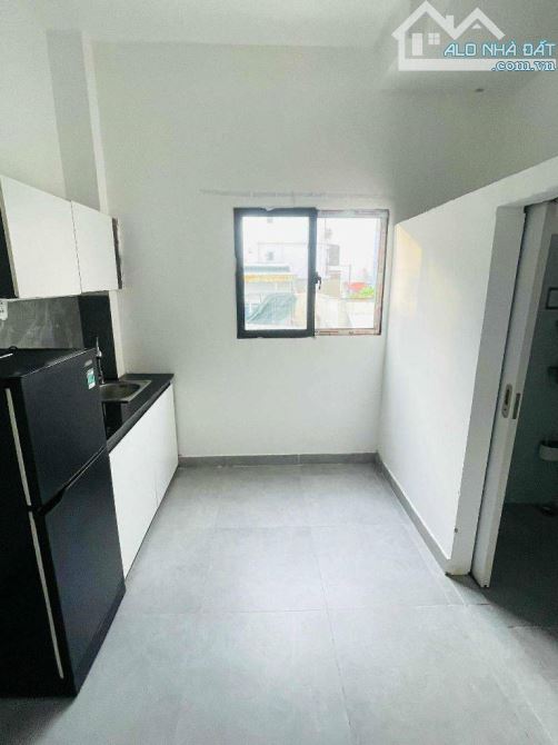 Bán Chdv Thu gần 2 tỷ.n, Ngay Chợ Bà Chiểu Bình Thạnh, 7 Tầng, 7.5x18m, 2x tỷ