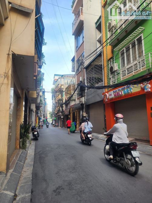 Lê Trọng Tấn - Thanh Xuân🌹81m2 - 4 tầng - MT4m - 26.8 Tỷ, Gần phố, vỉa hè oto tránh