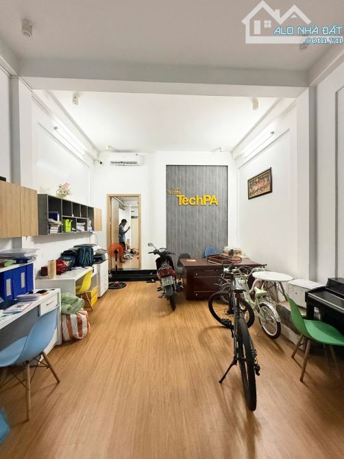 NHÀ 3 TẦNG HÀ HUY GIÁP CHỈ NHỈNH 7 TỶ NGAY TT HOÀ CƯỜNG, CẠNH 3 TRƯỜNG ĐH LỚN