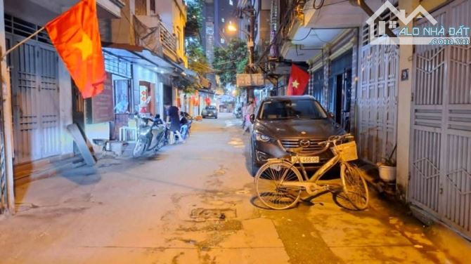 Nhà ngõ Gốc Đề - Ngõ rộng – Nhà xây mới, nội thất đẹp – 35m2 – 5 tầng – 7.95 tỷ