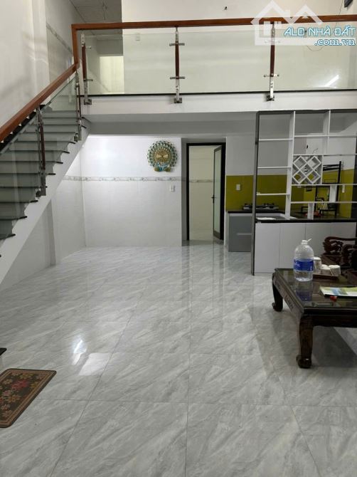 📌📌📌Làm việc trực tiếp!!! 🏠 Bán nhà gác lửng đúc 2 mặt kiệt oto Nam Cao giá rẻ 🌺