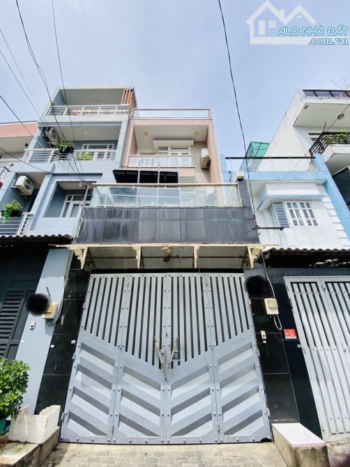 hiếm ‼️đường 8M, 💥60m2 👉3 tầng👉 6.38 tỷ rẻ nhất Gò Vấp