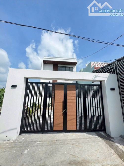✅ Bán căn nhà 1 trệt 1 lửng hẻm 98 Nguyễn Quang Đại, Phường 5 , TP Tân An _ DT : 5 x 32