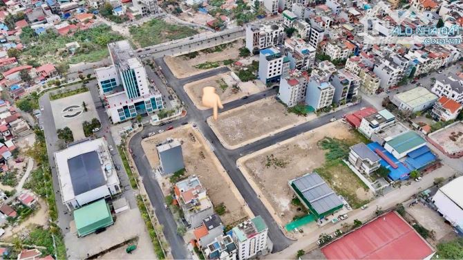 💥 BAN LÔ GÓC 96m2 có 01 lô duy nhất Tại Thị trường Lê Hồng Phong_ ngã tư Siêu đệp😍