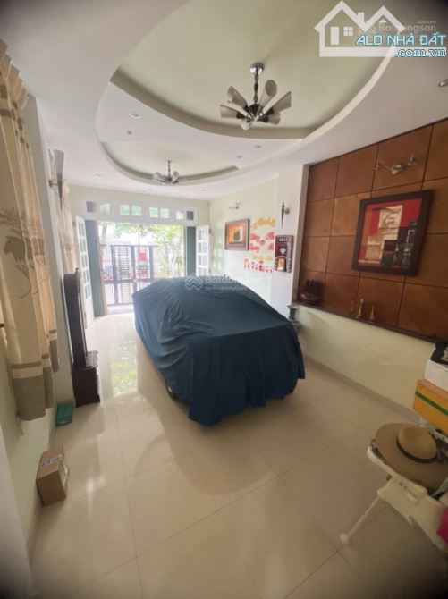 Bán nhà Tạ Quang Bửu, Quận 8, 4 tầng, 6x20m, View cực đẹp, sát CC Giai Việt, Nhỉnh 20 tỷ