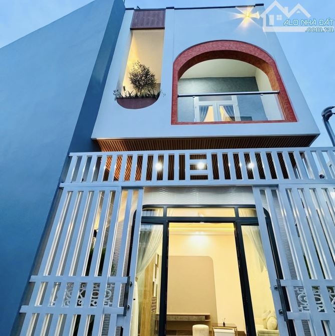 NHÀ TRỆT LẦU MỚI TUYỆT ĐẸP HẺM NHÁNH ĐƯỜNG TRẦN VĂN ƠN - P. CÁI KHẾ - TP CẦN THƠ - CÁCH MẶ