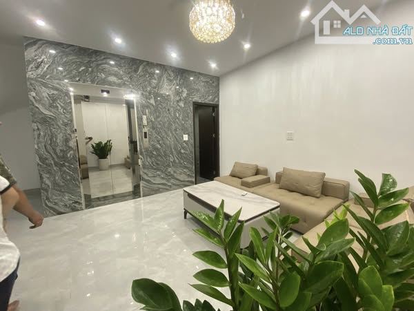 Bán nhà tặng nội thất ngõ 66 Ngọc Lâm – Long Biên. 9,9 tỷ có TL