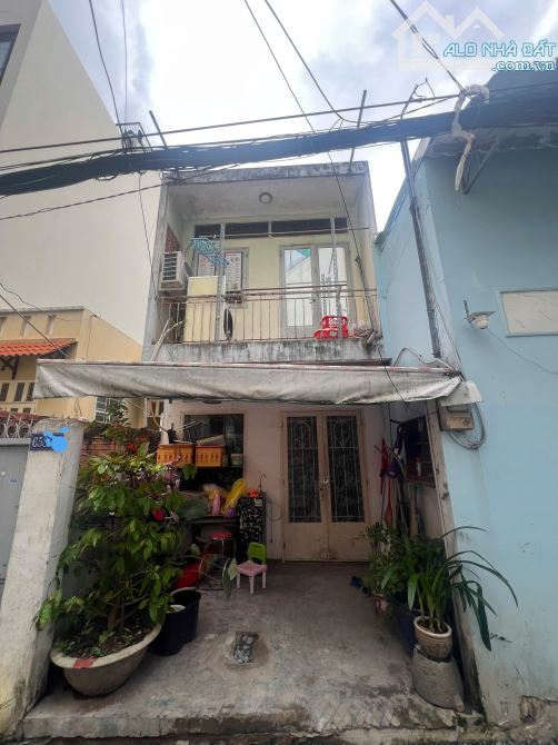 Bán nhà hẻm 658 CMT8 Quận 3, DT 5,5m x 23m, đối diện CV Lê Thị Riêng, giá 16 tỷ