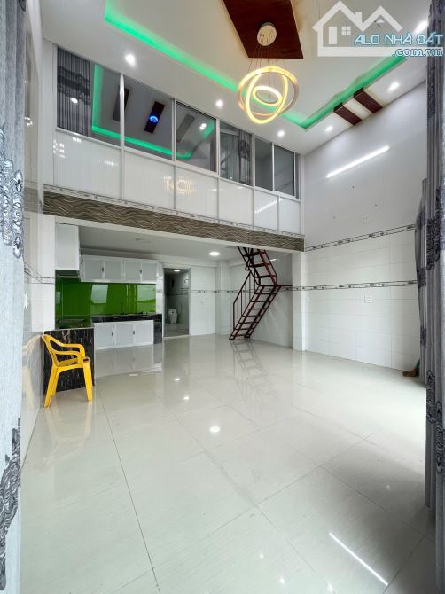 Bán Nhà Gác Lửng Kp1 - P. Tân Phong giá 1ty990