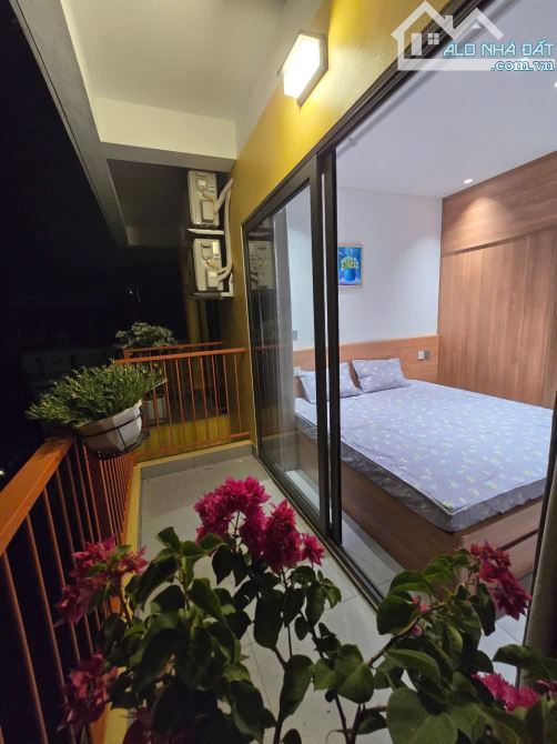 Phố Thọ Lão cho thuê  căn hộ khép kín đã có nội thất