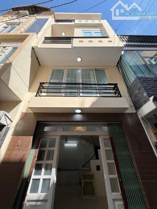 🏙 Hẻm Ô Tô – Nhà 4 Tầng – Gần Chung Cư Kingdom – Quận 10 Mã số: NTK-25.8-597