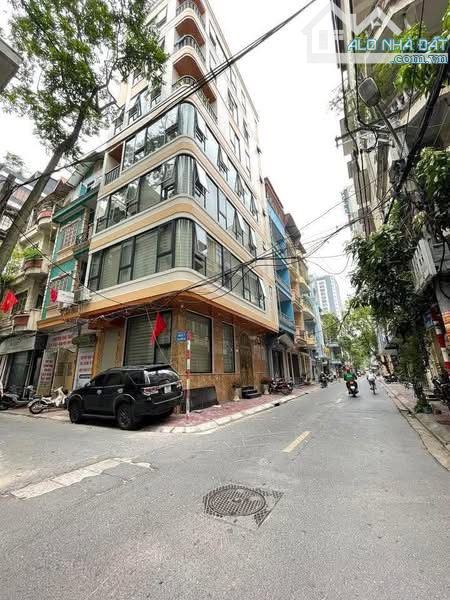 BÁN NHÀ LÔ GÓC NGUYỄN VĂN HUYÊN- Ô TÔ, CÁCH PHỐ 30M- 66M2, MẶT TIỀN 5M, 4 TẦNG_ GIÁ 15 TỶ