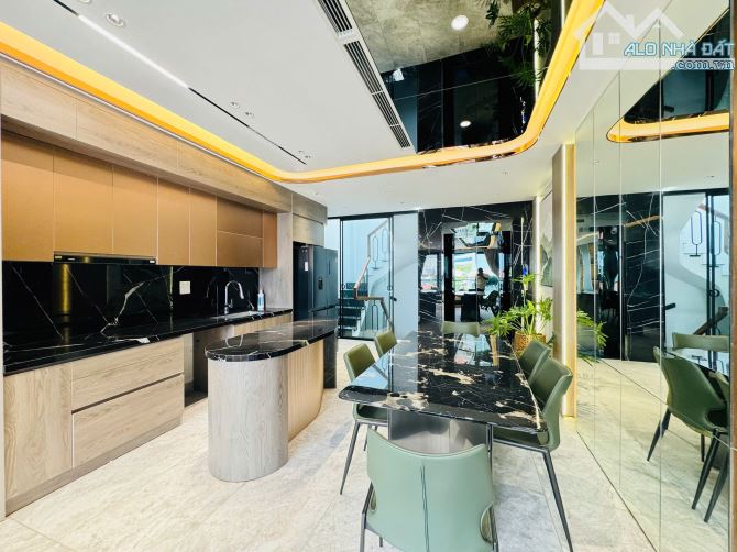 Bán căn nhà nội thất đẹp 58 - 60m2 thiết kế xây dựng 7 tầng thang máy tại Phường Bồ Đề HN