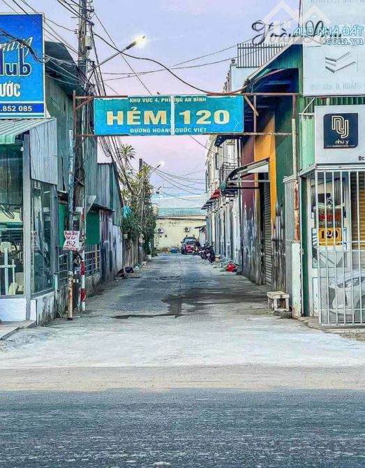 Nhà nhỏ lúa mềm đường Hoàng Quốc Việt