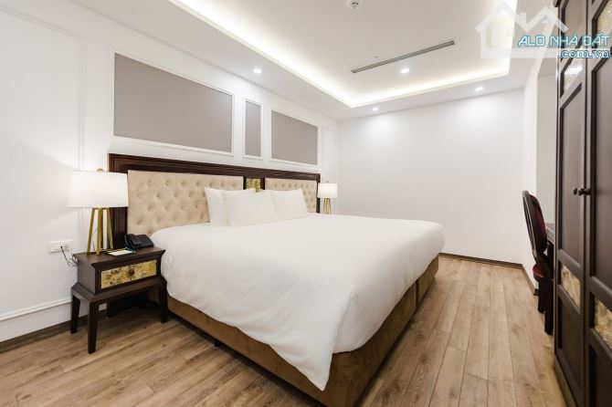 Chủ Vay Bank 80 Tỷ- Khách sạn Nguyễn Hữu Thọ 423m2,11 tầng, MT 15m- 218 tỷ- CT 1.6 tỷ/th - 10