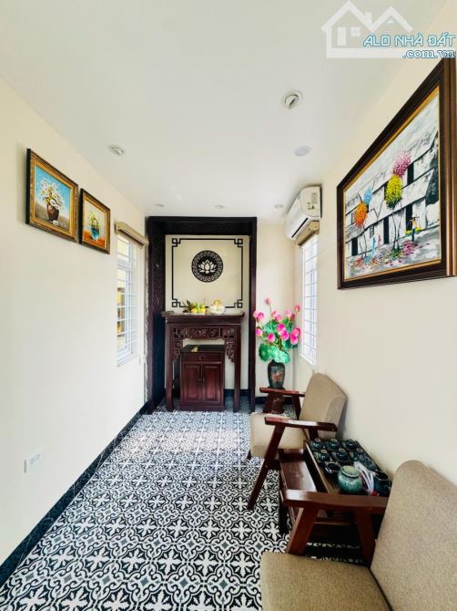 Bán Nhà Khương Đình 43m² – 5 Tầng – Nội Thất Tiền Tỷ – 8.95 Tỷ - 10