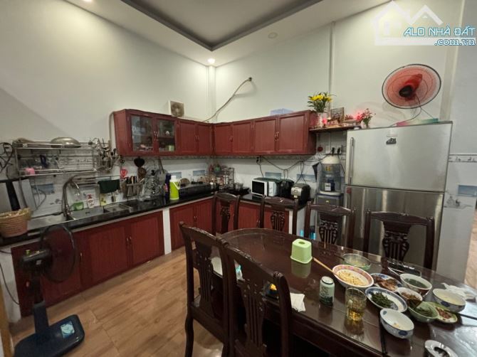Mặt tiền KD đường Đặng Thúc Vịnh Hóc Môn.170m2 2tầng .Dt 6m*35m 💰14,5ty shr - 10