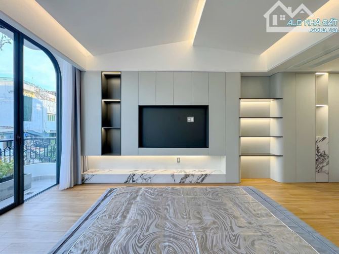 64M2- 5 TẦNG CÓ THANG MÁY- HẺM XE HƠI HUỲNH TẤN PHÁT QUẬN 7 GẦN KHU NAM LONG NHỈNH 12 TỶ - 11