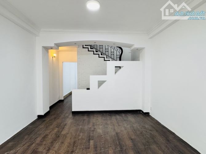MẶT TIỀN KINH DOANH NGAY TRUNG TÂM PHÚ NHUẬN - 61M2 4 TẦNG 5PN NGANG 4M6 XE HƠI NGỦ NHÀ - - 11