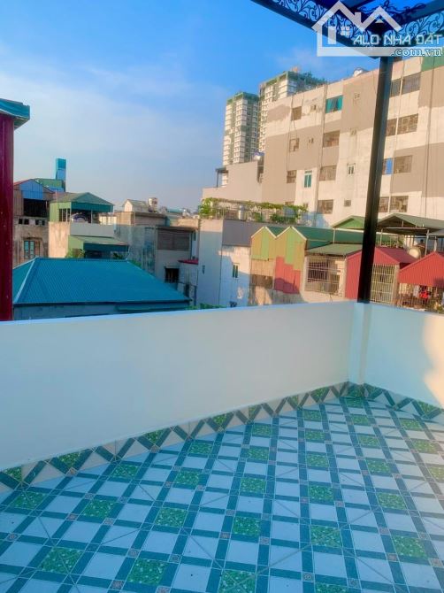 Bán Nhà Khương Đình – 32m² – 6 Tầng Thang Máy – Lô Góc – 9.5 Tỷ - 11