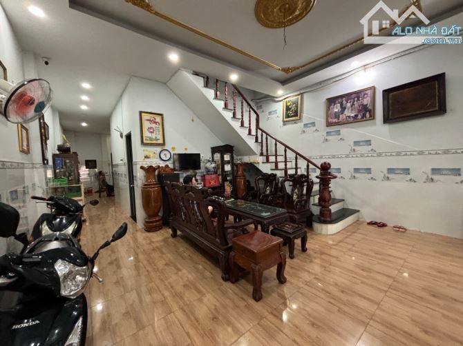 Mặt tiền KD đường Đặng Thúc Vịnh Hóc Môn.170m2 2tầng .Dt 6m*35m 💰14,5ty shr - 11