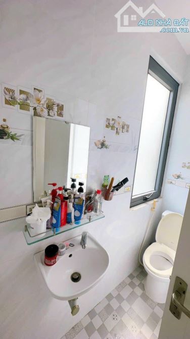NHÀ ĐẸP HIẾM BÁN KHU VIP ĐƯỜNG SỐ Q4 GÓC 5 TẤM 2 MT 8M GIÁ 12TỈ 7 HÀNG HIẾM HÌNH THẬT - 9