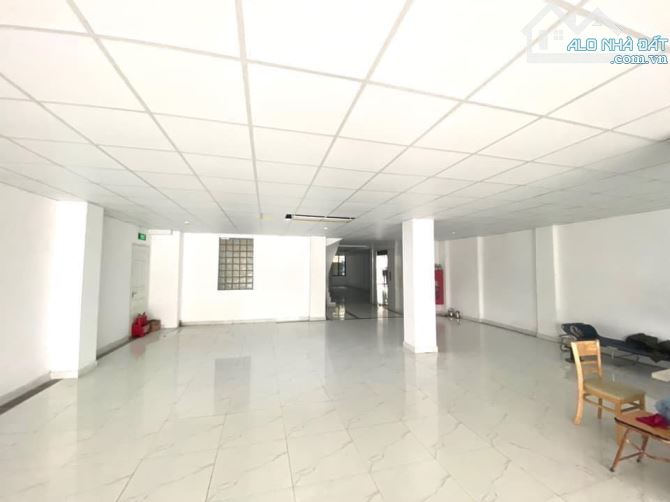 Bán nhà mặt phố Nguyễn Hữu Thọ. DT 254m2 x mặt tiền 10.5m, Giá 190 Tỷ - 1