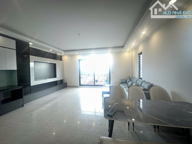 HOA HẬU CHÂN DÀI PHÚC LỢI-60M-5T-4 NGỦ -GARA O TO - 1