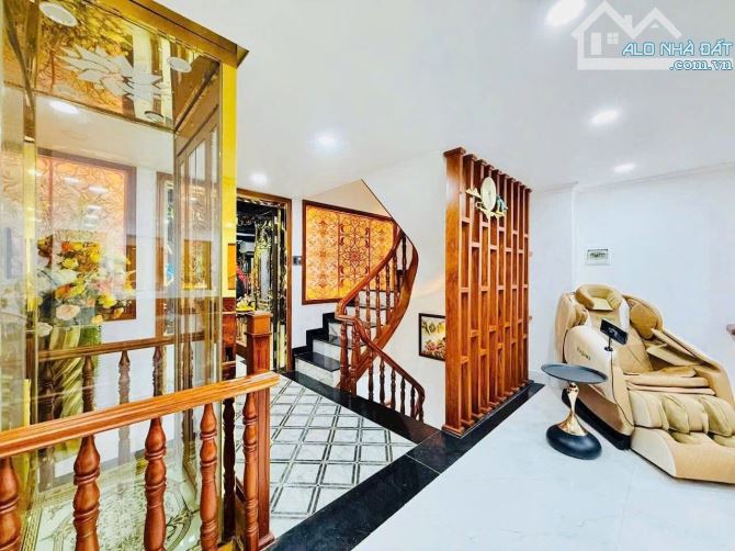 Chỉ 9.x Tỷ nhà 40m²x5 tầng, thang máy, ngõ 7m phân lô quân đội, Hoàng Mai giáp Thanh Xuân - 1