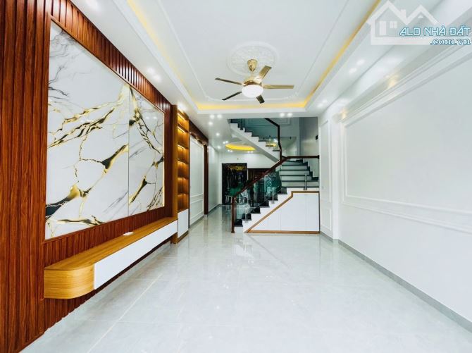 🏠Bán Nhà 3 tầng độc lập, ngõ 430 Trần Nguyên Hãn Lê Chân 68m giá 3,95 tỷ - 1