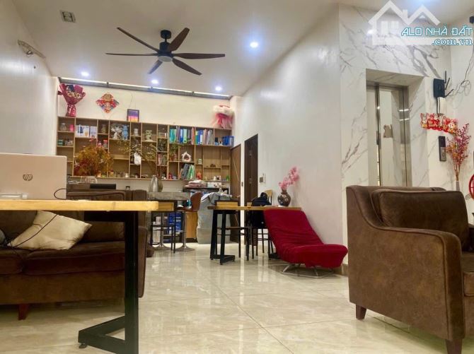 Tôi cần bán nhà phố TRẦN DUY HƯNG 60m 5tầng giá 22,39 tỷ