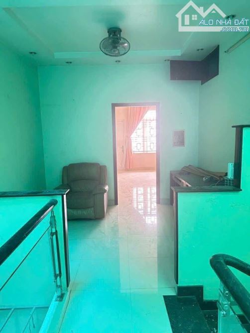 CỰC HIẾM K300 TÂN BÌNH 86M2, 5 TẦNG, 11 PHÒNG, CHO THUÊ 50 TR/TH. GIÁ NGỘP BANK - 1