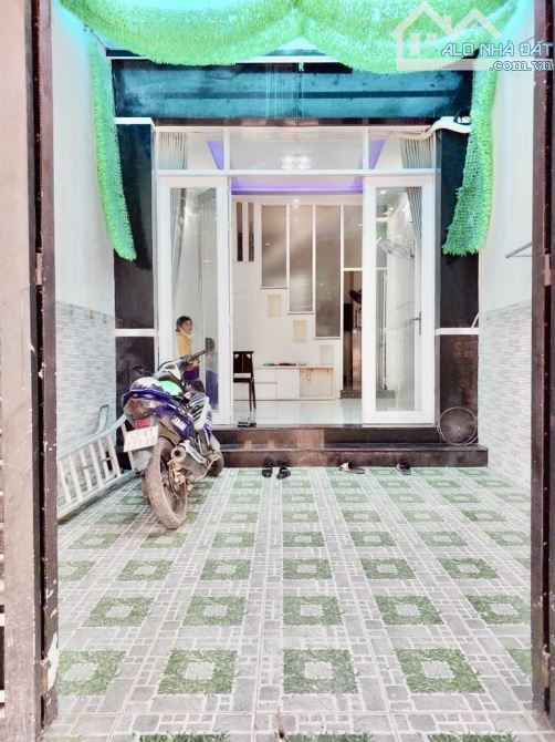 Nhà MT Hẻm 5 M Gồm 3 Tầng DT: 50m2 Lê Văn Lương P.Tân Kiểng q7 chỉ hơn 7 Đồng Thương Lượng - 1