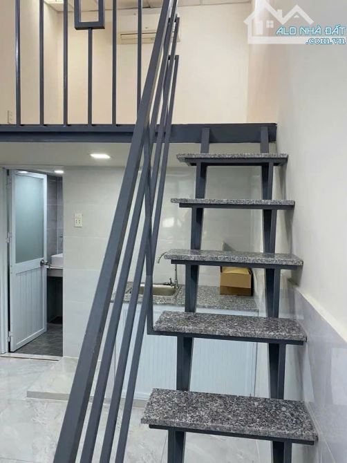 BÁN NHÀ CÁCH MẠNG THÁNG TÁM, 2 TẦNG, 30M2, GIÁ 3,8 TỶ ( TL) - 1