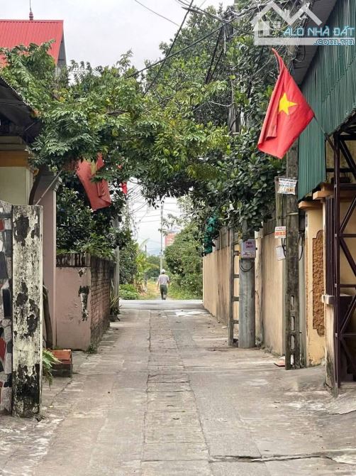 💥 Cần bán lô góc 53,8m2 thôn Vệ - xã Nam Hồng Đông Anh - Hà Nội. Giá hơn 4 tỷ 💥   📍 Lô - 1