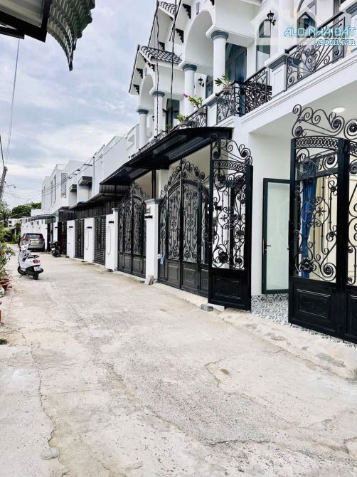 NHÀ TRỆT LẦU 3 PHÒNG NGỦ - VIEW RẠCH ÔNG DỰA, LONG TUYỀN BÌNH THỦY CẦN THƠ - 1