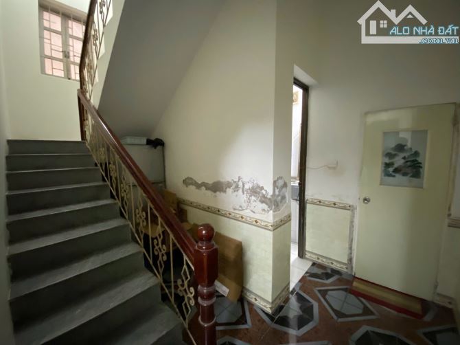 Cho thuê nhà ngõ oto Ngọc Hồi-Hoàng Mai- dt 60m2*3 tầng-Giá 9 triệu - 1