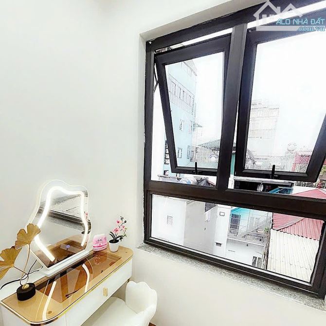 Căn hộ CCMN Nguyễn Trãi Thanh Xuân 50m², 2 ngủ, gần nhiều trường đại học, tiện ích đủ, giá - 1
