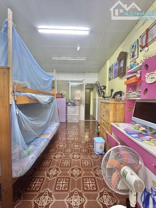 HẺM XE HƠI ĐẬU CỬA -  NGAY 3 THÁNG 2 - NGUYỄN LÂM - QUẬN 10 - 40M2 - CHỈ 7.X TỶ - 1