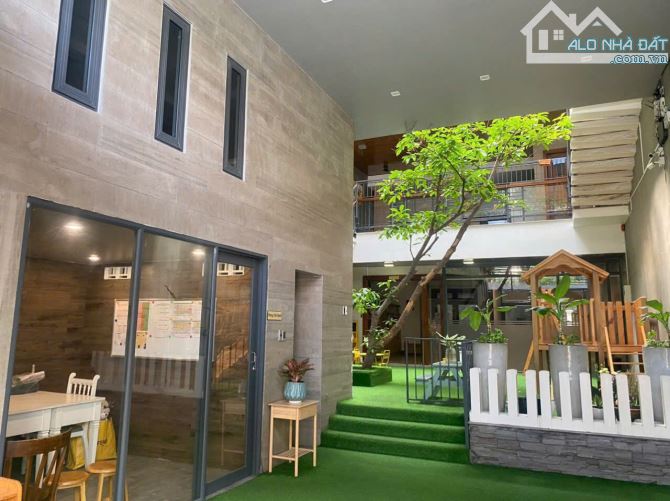 Villa Phố Khu Lam Sơn, Bình Thạnh - 8 x 23m, 4 lầu siêu đẹp, nội thất cao cấp chỉ 3x tỷ - 1