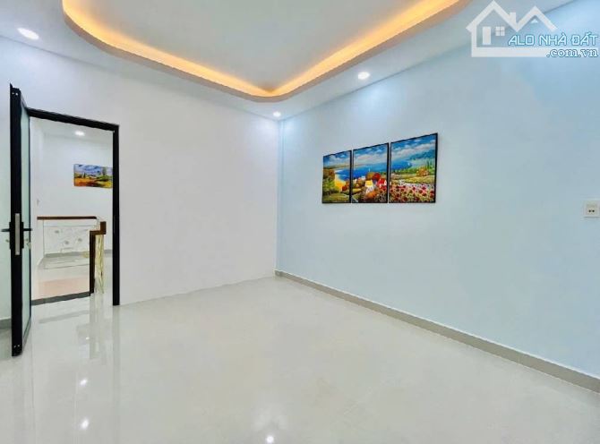 NGÃ TƯ PHÚ NHUẬN, 3 Tầng 3PN, gần 40m2, P15 Phú Nhuận, nhỉnh 5 ty TL - 1